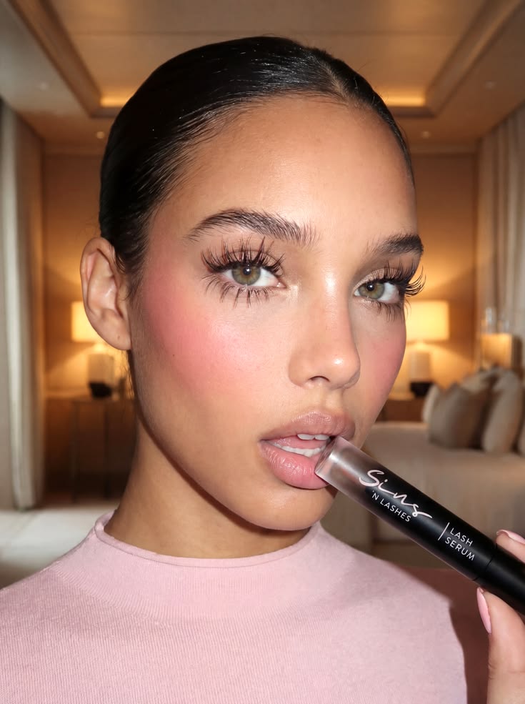 Maquillage yeux Algérie — mascara, eyeliner, fards à paupières